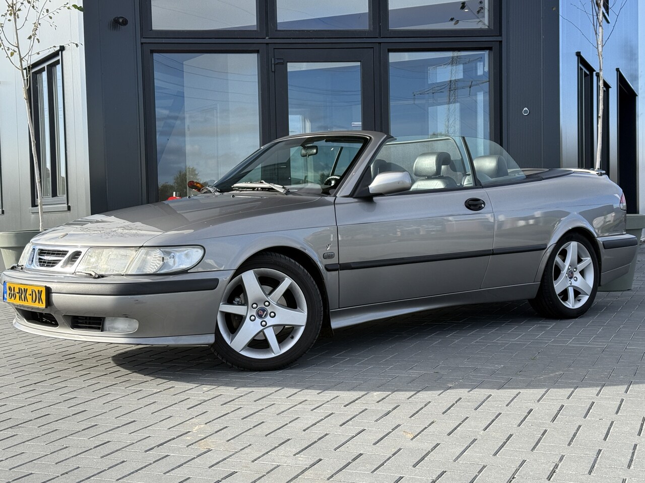 Saab 9-3 Cabrio - 2.0t Anniversary Nwe kap | youngtimer | Super netjes! - AutoWereld.nl