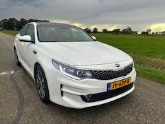 Kia Optima - 1.7 CRDi First Edition