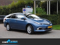 Toyota Auris Touring Sports - 1.8 Hybrid Executive Originele NL auto, airco, LM velgen