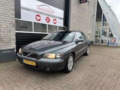 Volvo S60 - 2.4 Edition Nette Auto Met Jaar APK