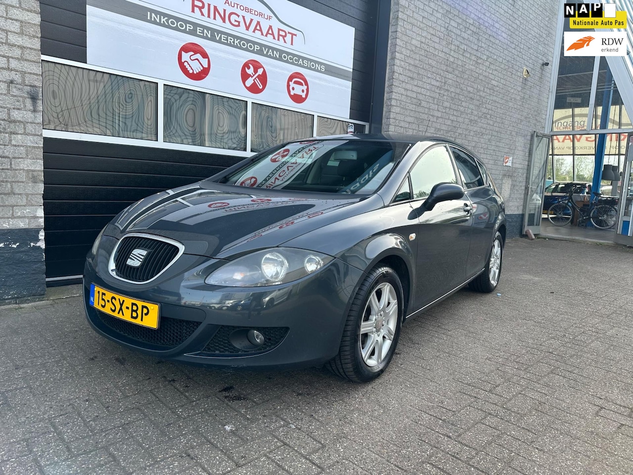 Seat Leon - 2.0 FSI Businessline Nette Auto - AutoWereld.nl