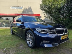 BMW 3-serie Touring - 330e eDRIVE SPORT EDITION/HUP/VIRTDASH/ACARPLAY/LEER/XENON/NAV