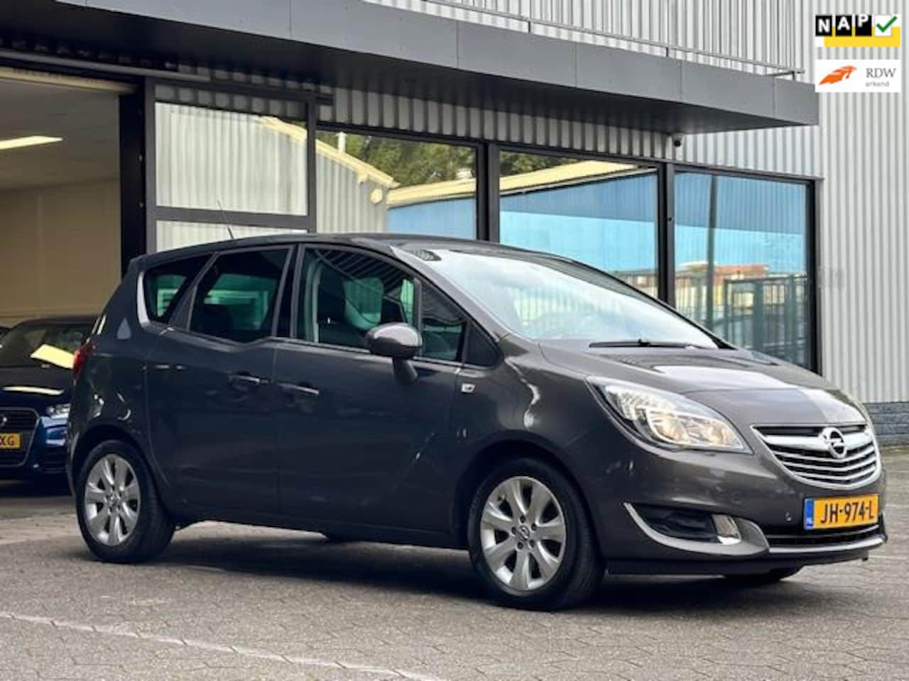 Opel Meriva - 1.4 Turbo Cosmo / 2015 / Navi / Cruise / PDC - AutoWereld.nl