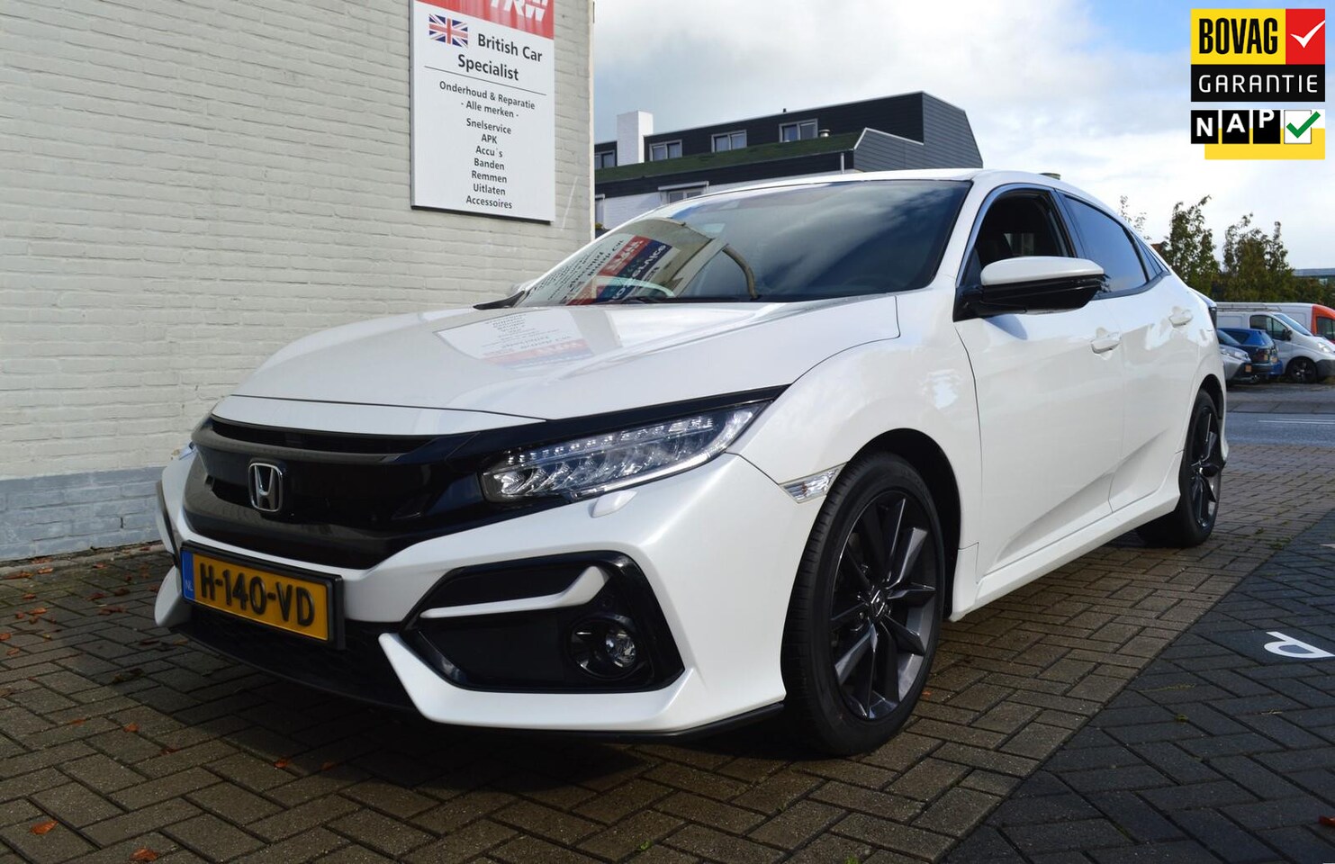 Honda Civic - 1.0 i-VTEC Elegance Automaat / BOVAG RIJKLAARPRIJS - AutoWereld.nl