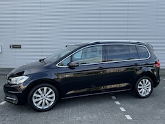 Volkswagen Touran - 1.4 TSI Highline 7p Massage stoel Led navi