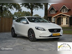 Volvo V40 - 1.5 T2 Inscription Automaat, inruil mogelijk