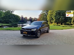 Mercedes-Benz GLC-klasse - 300e 4MATIC AMG Line, Bomvolle auto oa Panoramadak, Alcantara, achteruitrij camera, Burmes