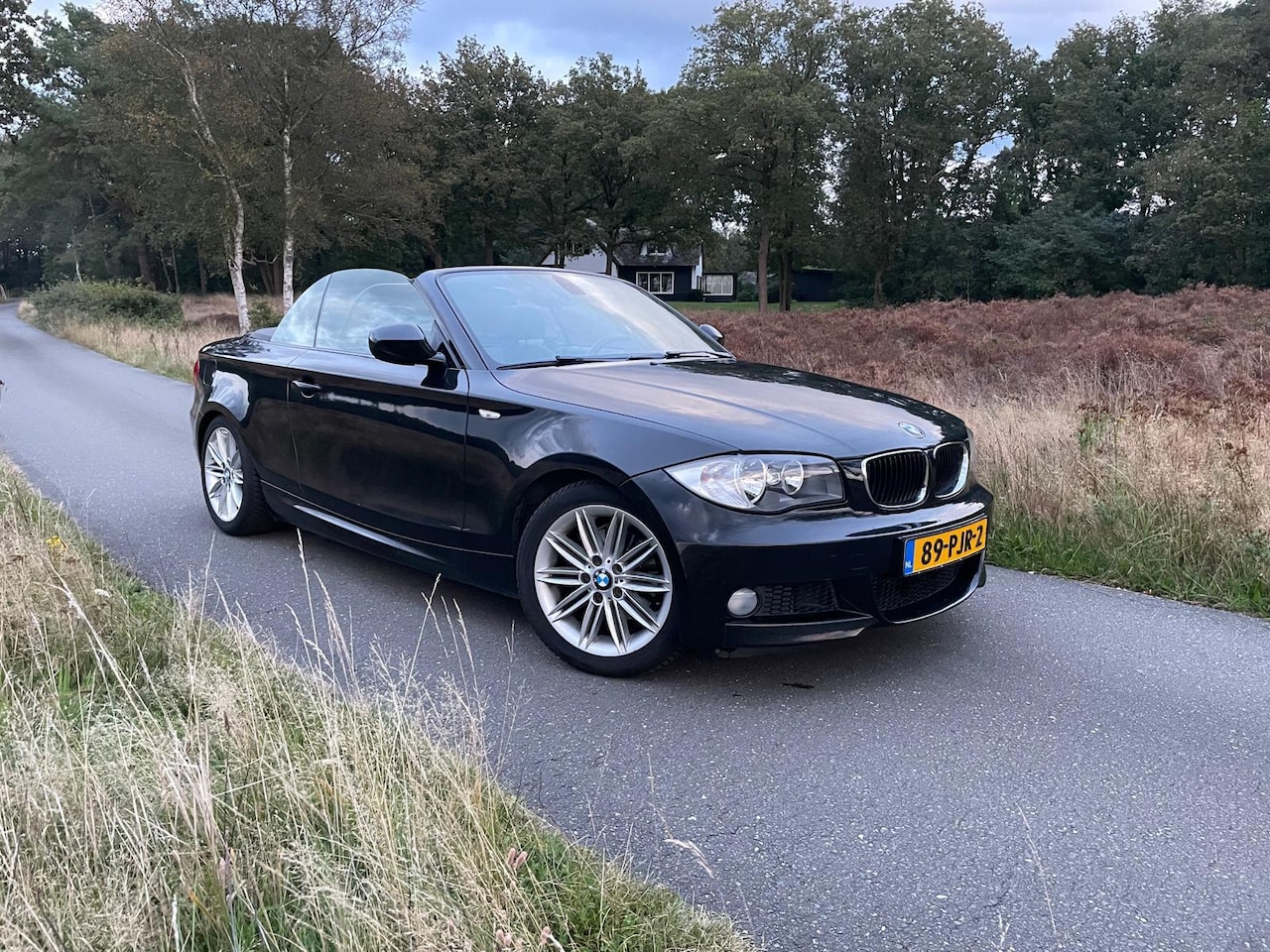 BMW 1-serie Cabrio - 120i Aut High Exe M-pakket | Youngtimer | Clima | Elek dak | Stoelverw | Etc.. - AutoWereld.nl