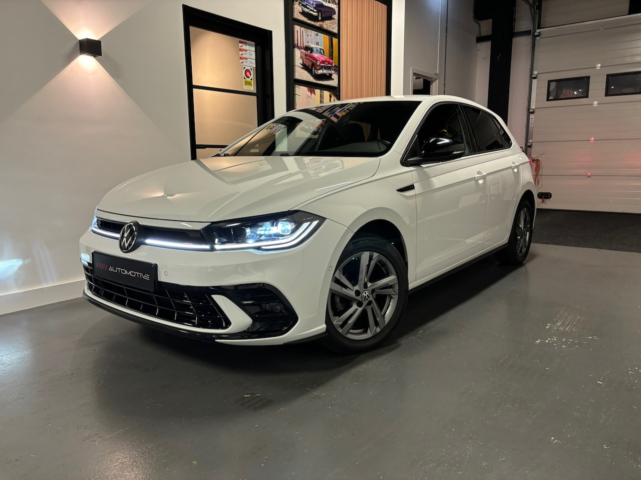 Volkswagen Polo - 1.0 TSI R-Line Business | IQ-light | Travel assist | Led bar| CarPlay | DaB | ACC | Lane a - AutoWereld.nl