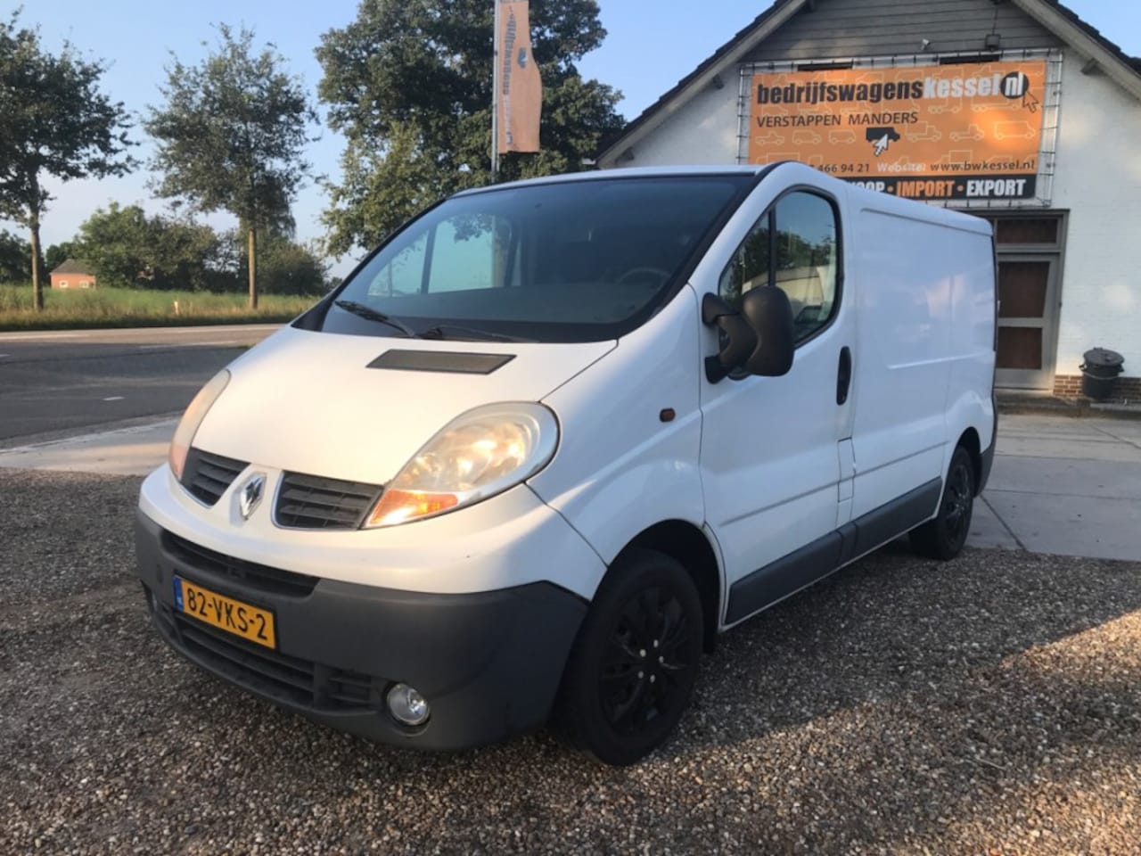 Renault Trafic - 2.0 dCi T27 2.0 DCi 66 kW 90 pk L1H1 Trekh. 2t - AutoWereld.nl