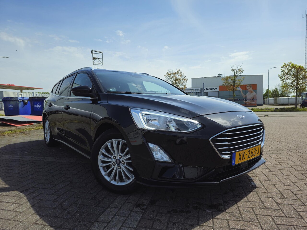 Ford Focus Wagon - 1.0 EcoBoost Titanium Business 1.0 EcoBoost Titanium Business - AutoWereld.nl