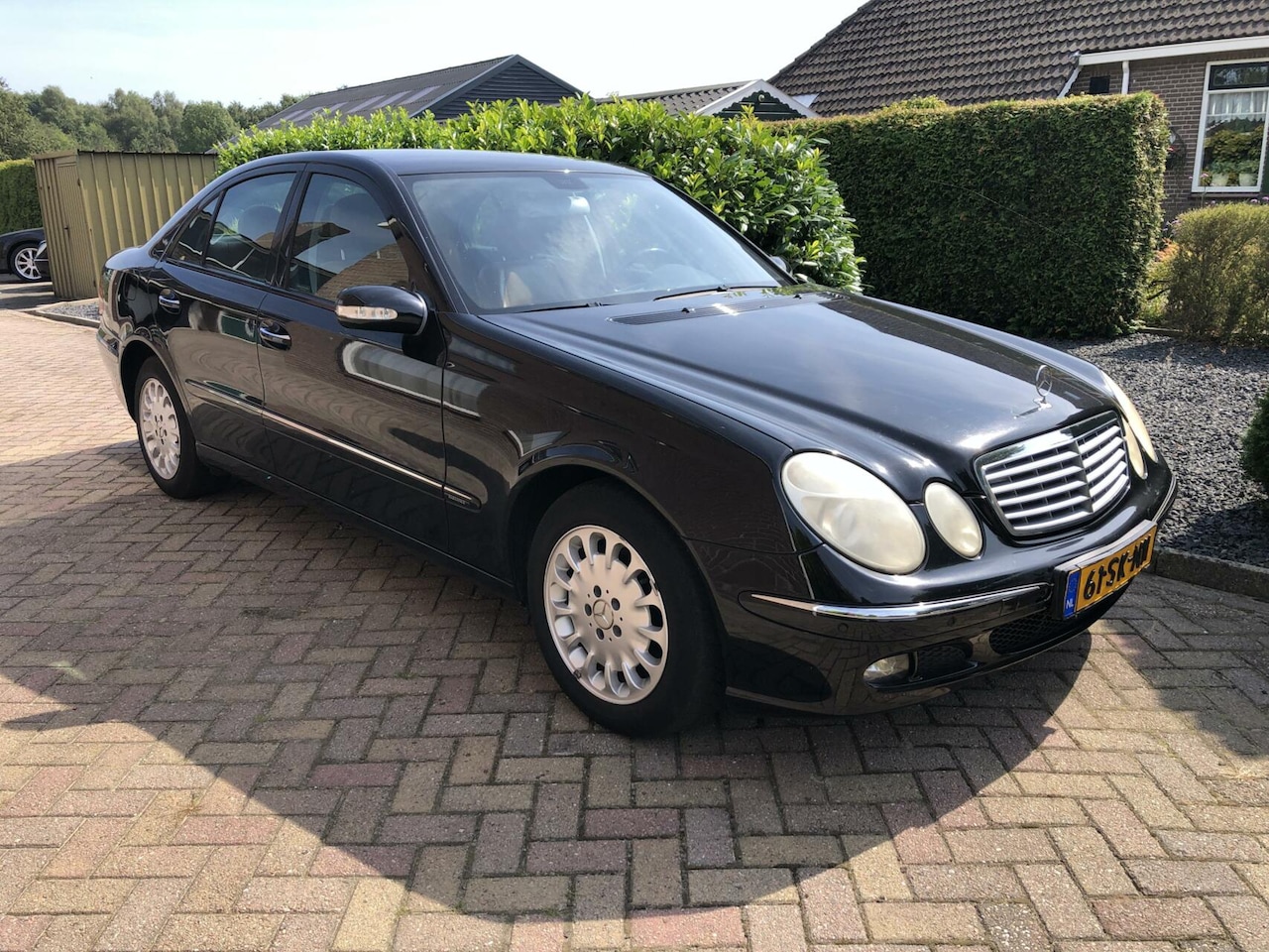 Mercedes-Benz E-klasse - 200 K. Elegance Aut. (Youngtimer) - AutoWereld.nl