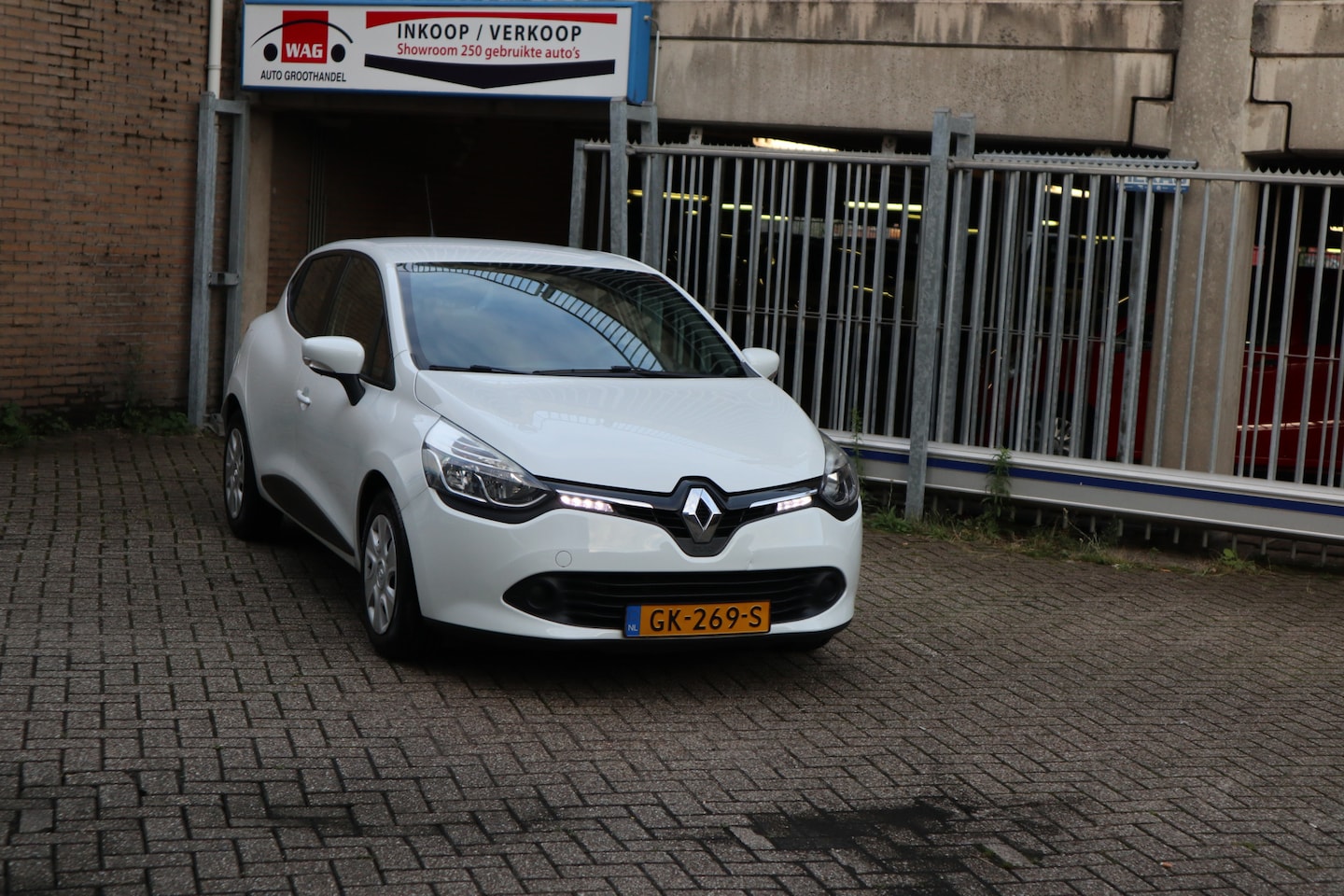 Renault Clio - 0.9 TCe Expression 0.9 TCe Expression - AutoWereld.nl