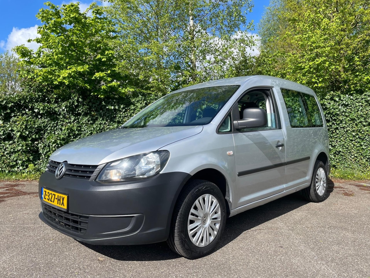 Volkswagen Caddy - 1.2 TSI Easyline Grijs BENZINE LAGE KM BUS - AutoWereld.nl