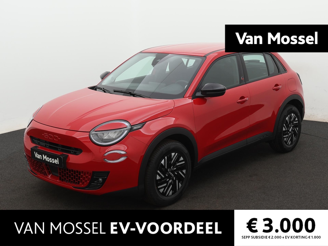 Fiat 600e - RED 54 kWh | Parkeersensoren | Apple Car Play | Android auto | Cruise control - AutoWereld.nl