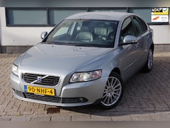 Volvo S40 - 1.6 Momentum DEALER ONDERHOUDEN