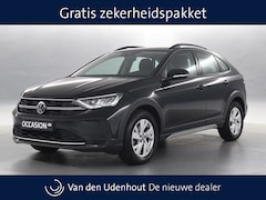 Volkswagen Taigo - 1.0 TSI 96pk Life / Navigatie / Stoelverwarming / Keyless Entry