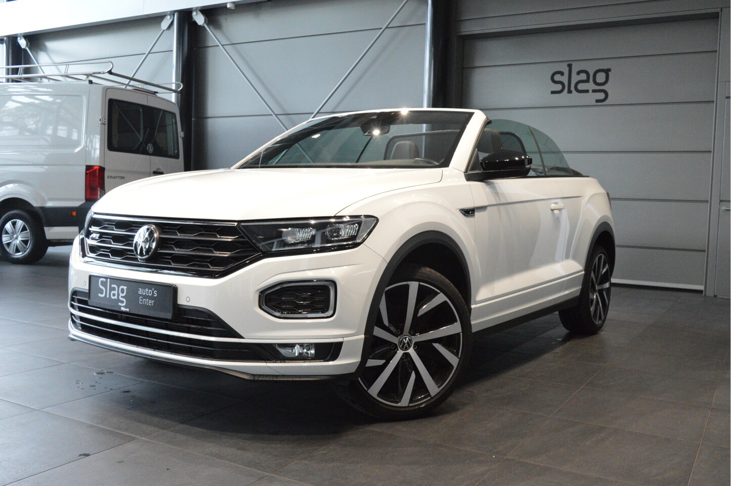 Volkswagen T-Roc Cabrio - 1.5 TSI 3X R-Line black style navi clima led 18 inch 150 pk !! - AutoWereld.nl