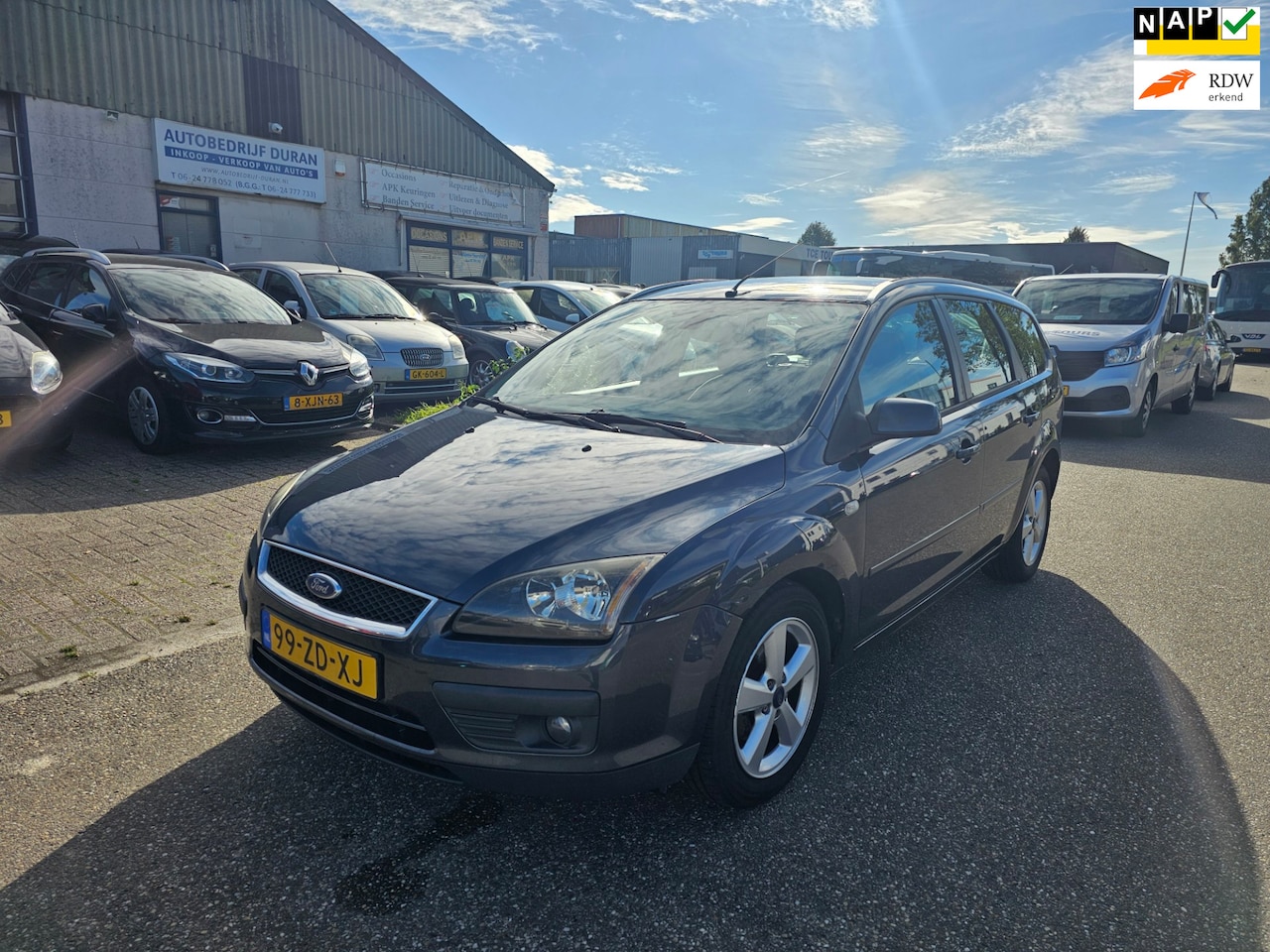 Ford Focus Wagon - 1.6-16V Futura NAV.+ Airco Bj:2008 NAP! - AutoWereld.nl