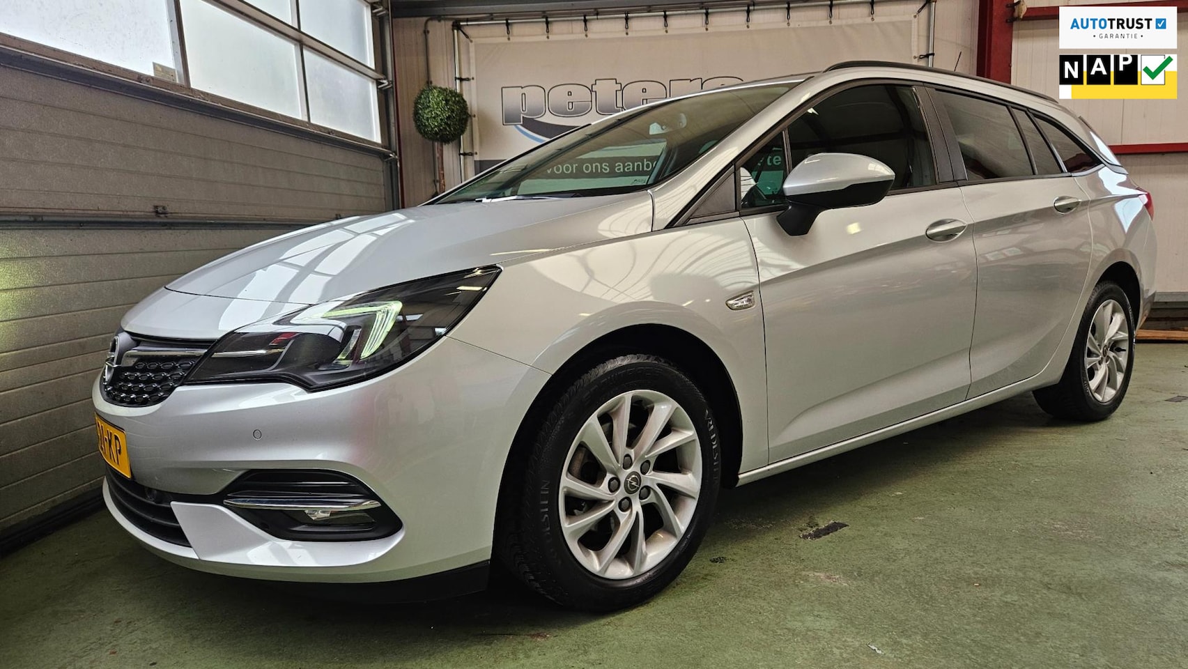 Opel Astra Sports Tourer - 1.2 Business Edition Led/Clima/Pdc/Carplay/Android - AutoWereld.nl