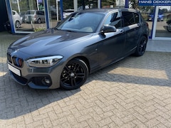 BMW 1-serie - 116d M pakket, navigatie, M diffusser, M daklip, carbon spiegelkappen