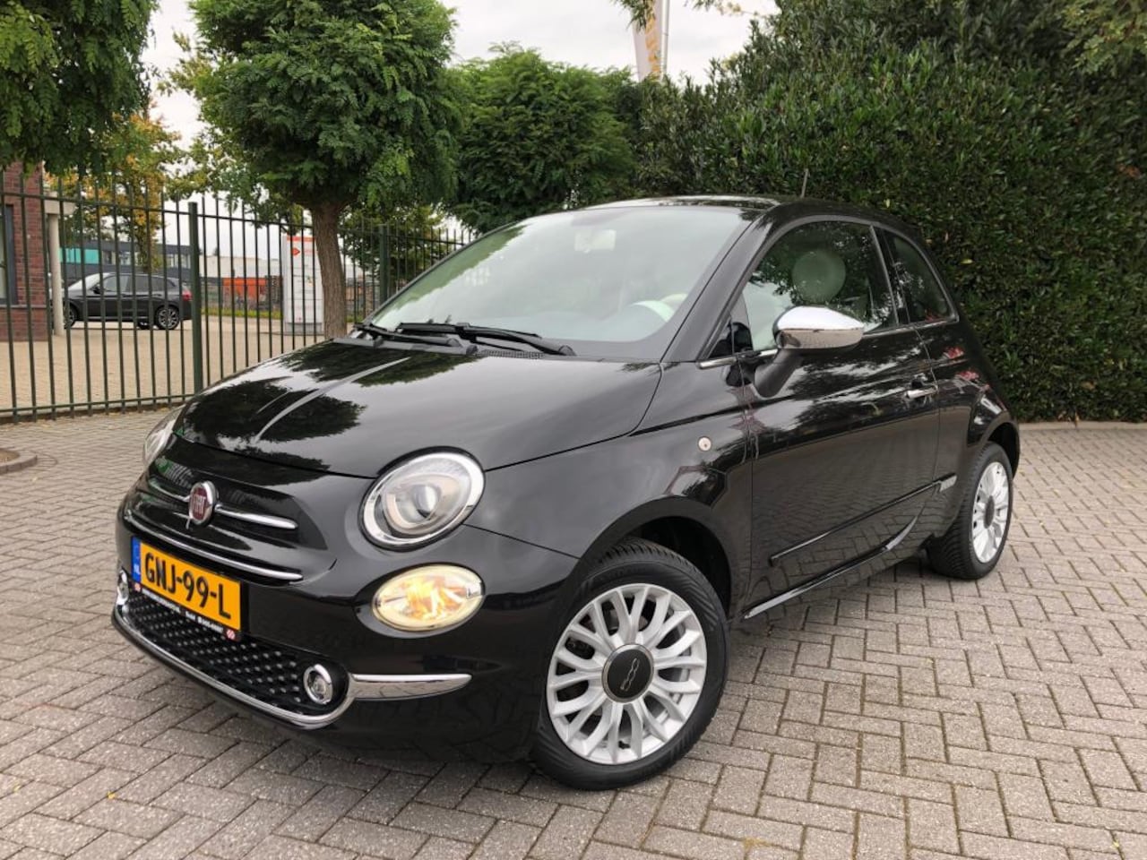 Fiat 500 - 1.2 - 4 cil., Apple CarPlay, AIRCO, Cruise Control, Navigatie, Panoramadak, Parkeersensore - AutoWereld.nl