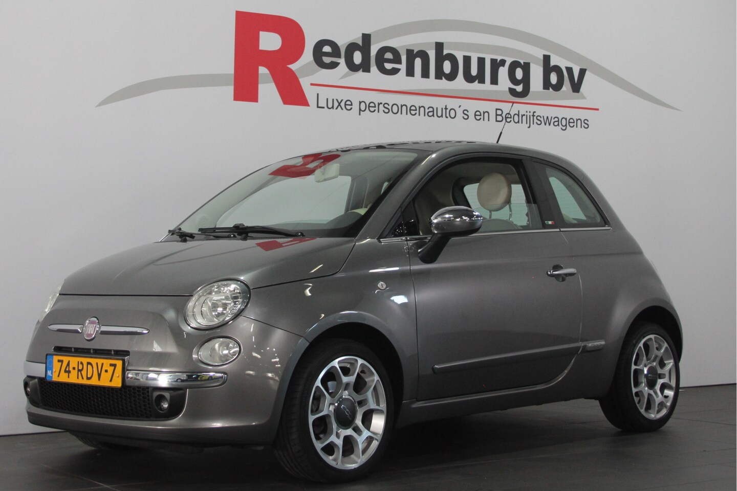 Fiat 500 - 1.2 Lounge - Airco / Stuurbed. / Lichtmetalen velgen - AutoWereld.nl