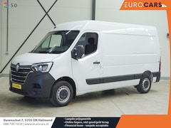 Renault Master - T33 2.3 dCi 135 L2H2 BPM VRIJ Airco Cruise control Parkeersensoren Navigatie Trekhaak