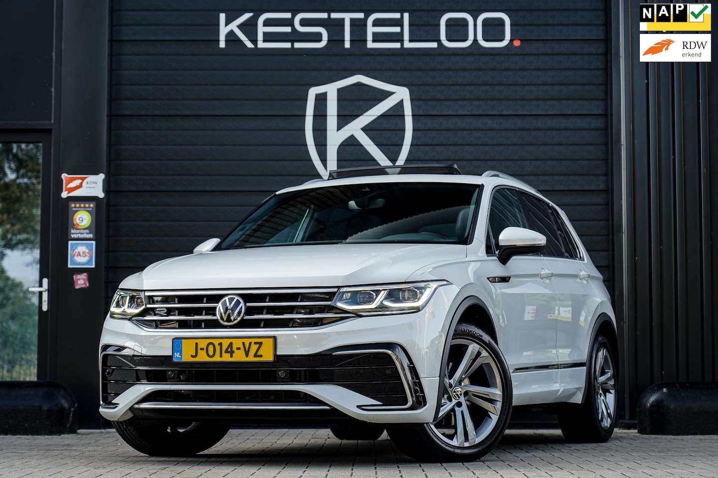 Volkswagen Tiguan - 1.5 TSI 3x R-Line TREKHAAK/ACC/PANO/IQ/VIRTUAL/NAP LOGISCH/FULL - AutoWereld.nl