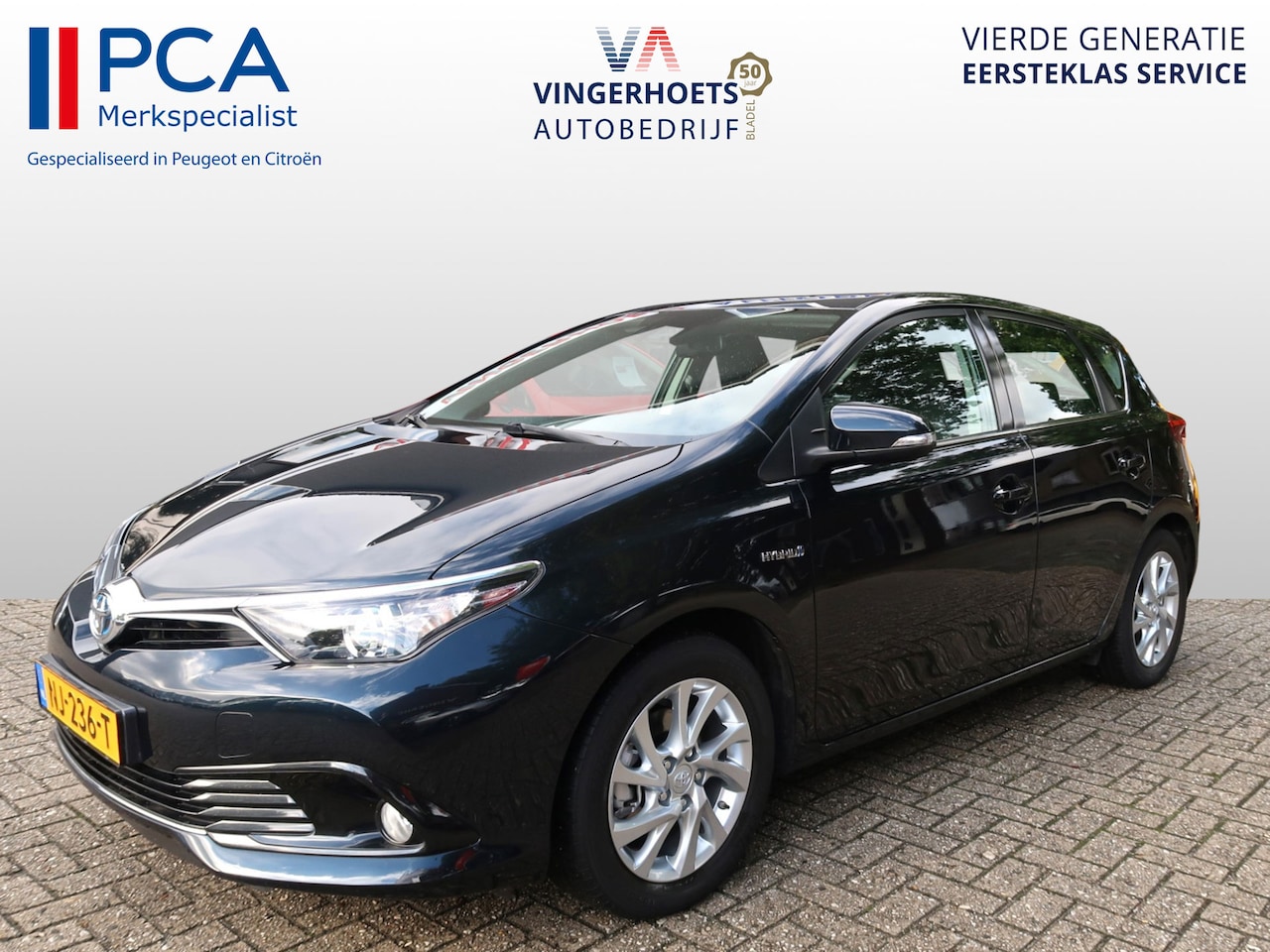 Toyota Auris - 1.8 Hybrid + Benzine * Automaat * " SUPER-ZUINIG " * Navigatie * Trekhaak * Achteruitrij C - AutoWereld.nl