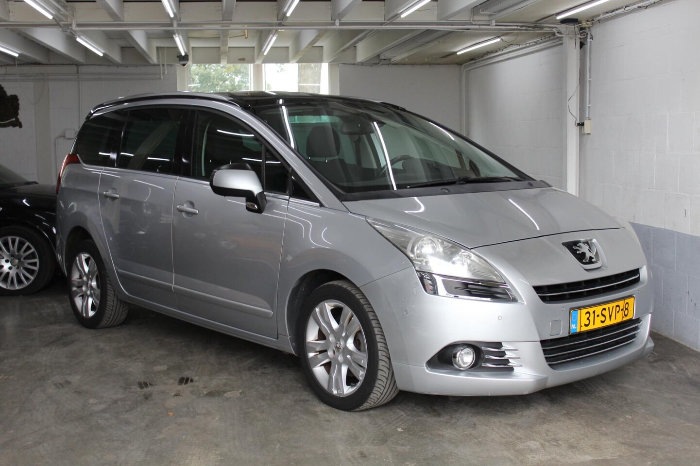 Peugeot 5008 - 1.6 THP Allure 5p. 1.6 THP Allure 5p. - AutoWereld.nl