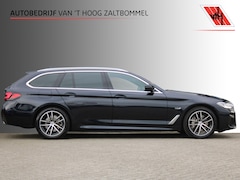 BMW 5-serie Touring - 530e xDrive M-SPORT LEDER LASER MEMORY AMBIENT CARPLAY NL AUTO