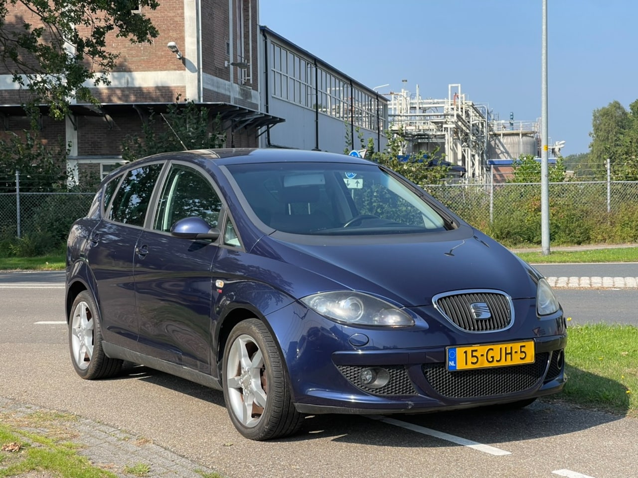 Seat Toledo - 2.0 TDI Businessline | Airco | Cruise Control | Trekhaak | APK 9-2025! - AutoWereld.nl