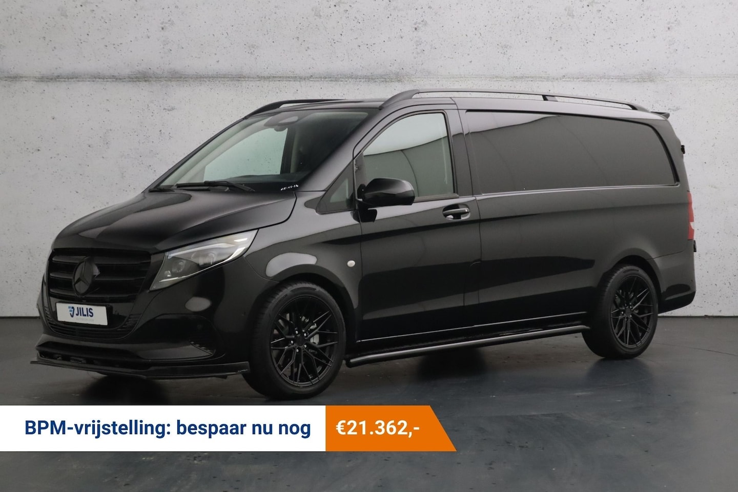 Mercedes-Benz Vito - 119 CDI L2 Select | AMG Black Edition | Lederen bekleding | Trekhaak | Climate control - AutoWereld.nl