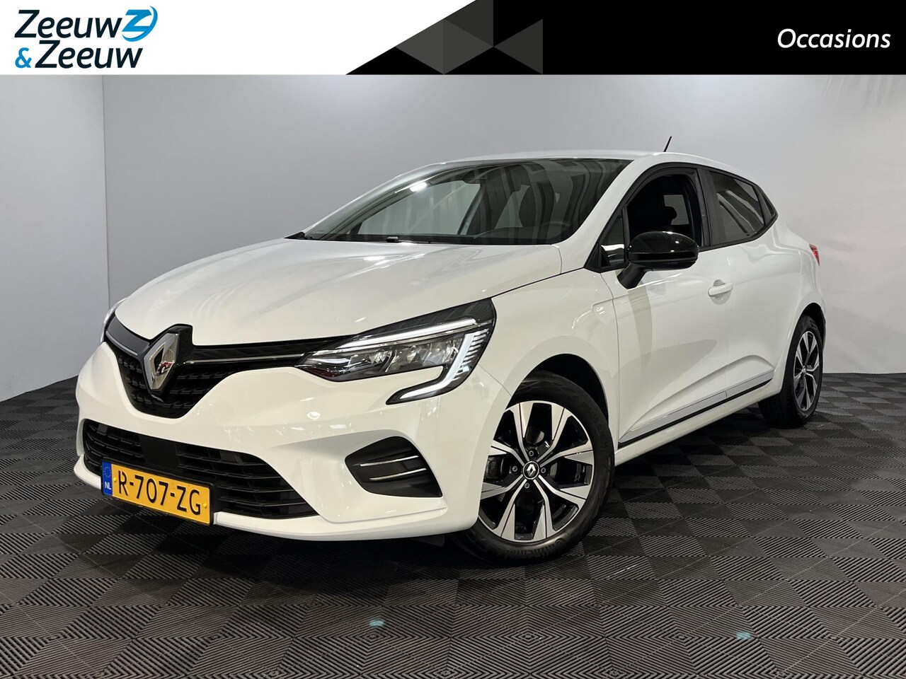 Renault Clio - 1.0 - 90PK TCe Evolution | 1e eigenaar | Parkeersensoren | Cruise Control | Airco | Privac - AutoWereld.nl