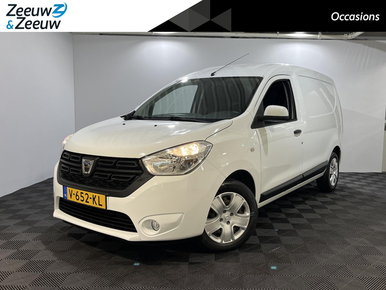 Dacia Dokker - 1.5 - 90PK dCi Ambiance | 1e eigenaar | Volledig Betimmerd | Airco | Centrale Deurvergrend - AutoWereld.nl