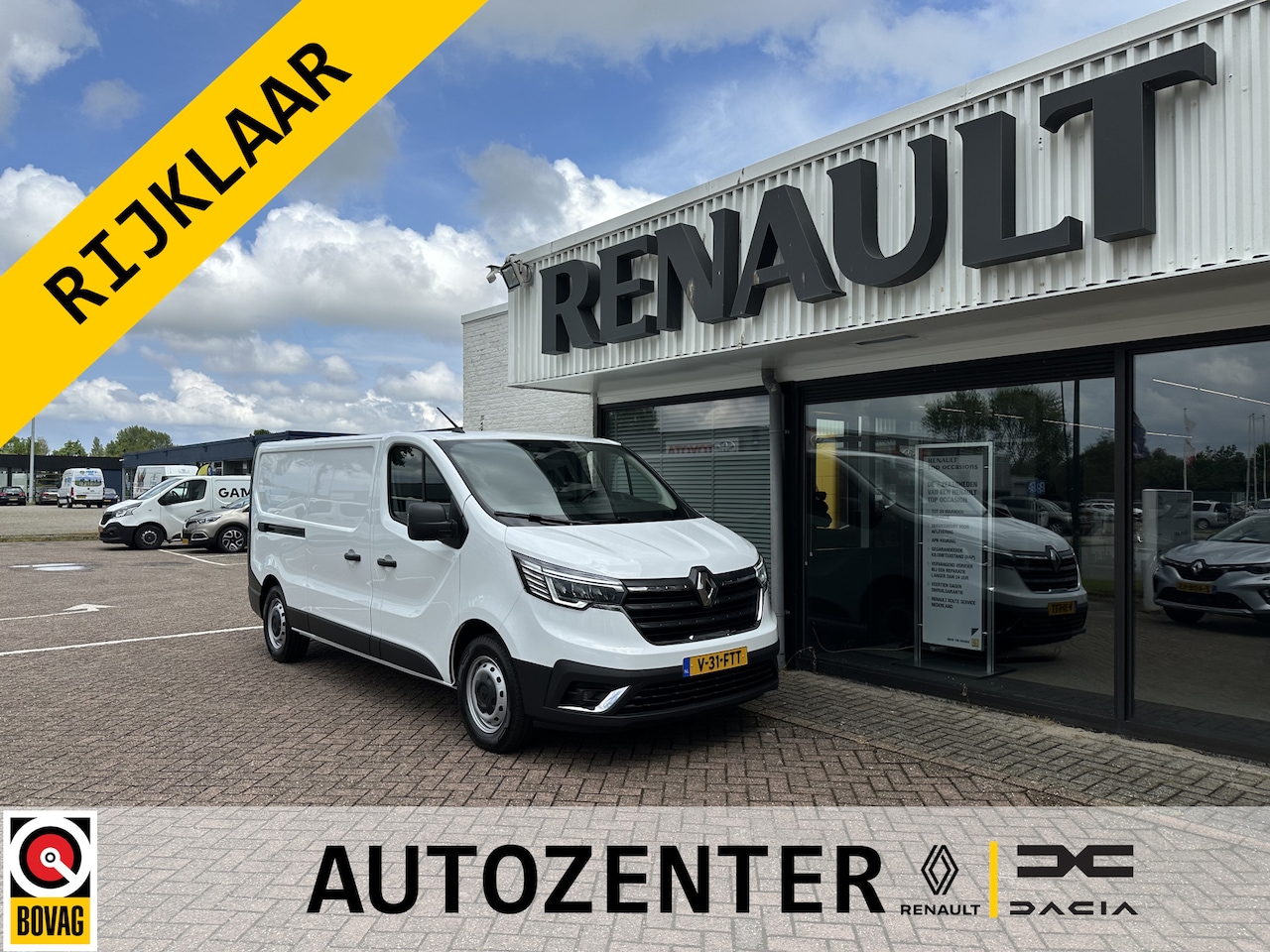 Renault Trafic - 2.0 dCi 150pk T30 L2H1 | levertijd 1 dag | draadloos carplay | vloer | airco | parkeersens - AutoWereld.nl