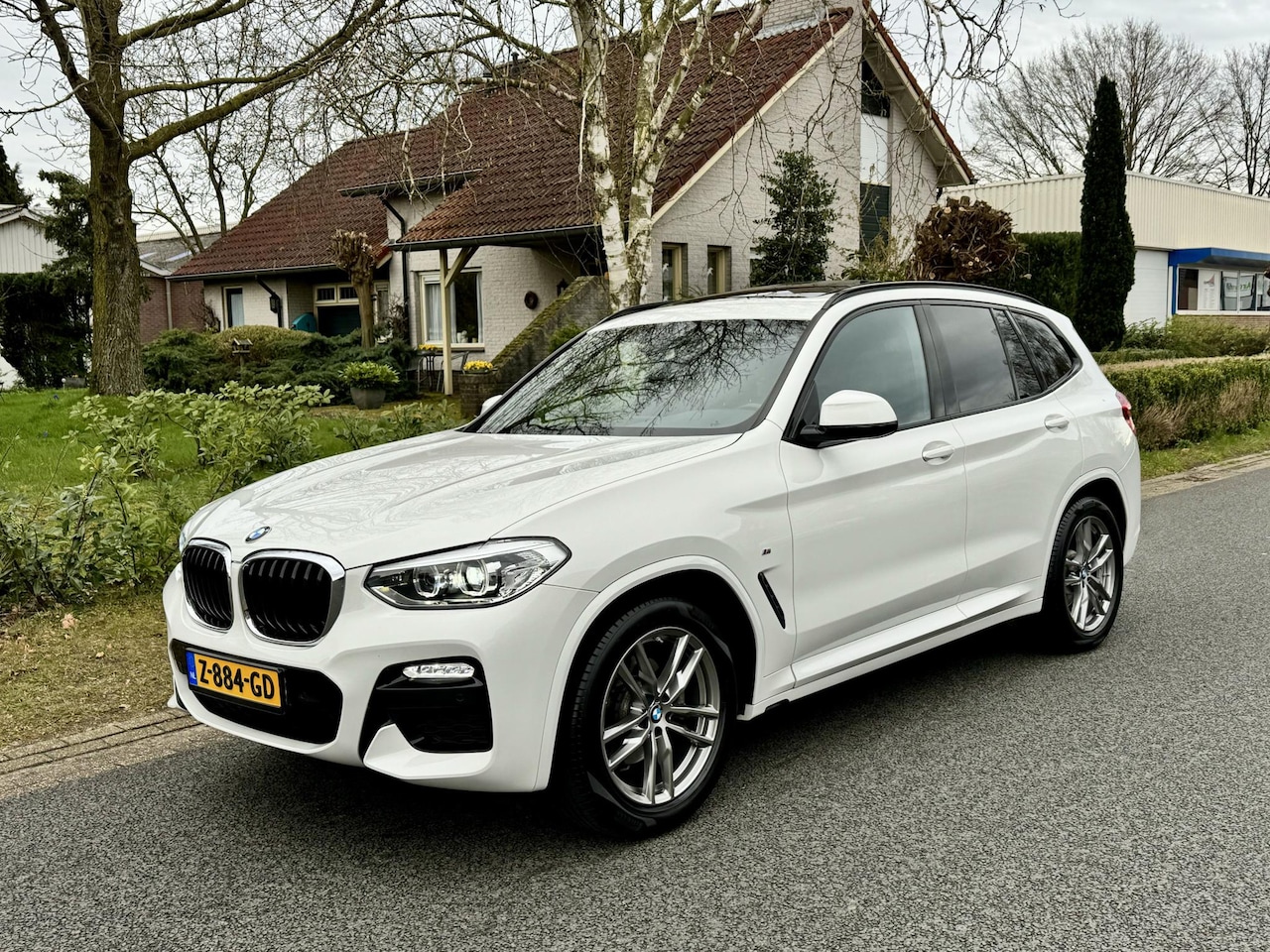 BMW X3 - xDrive20i M-Sport 184PK Automaat•Pano•LED - AutoWereld.nl