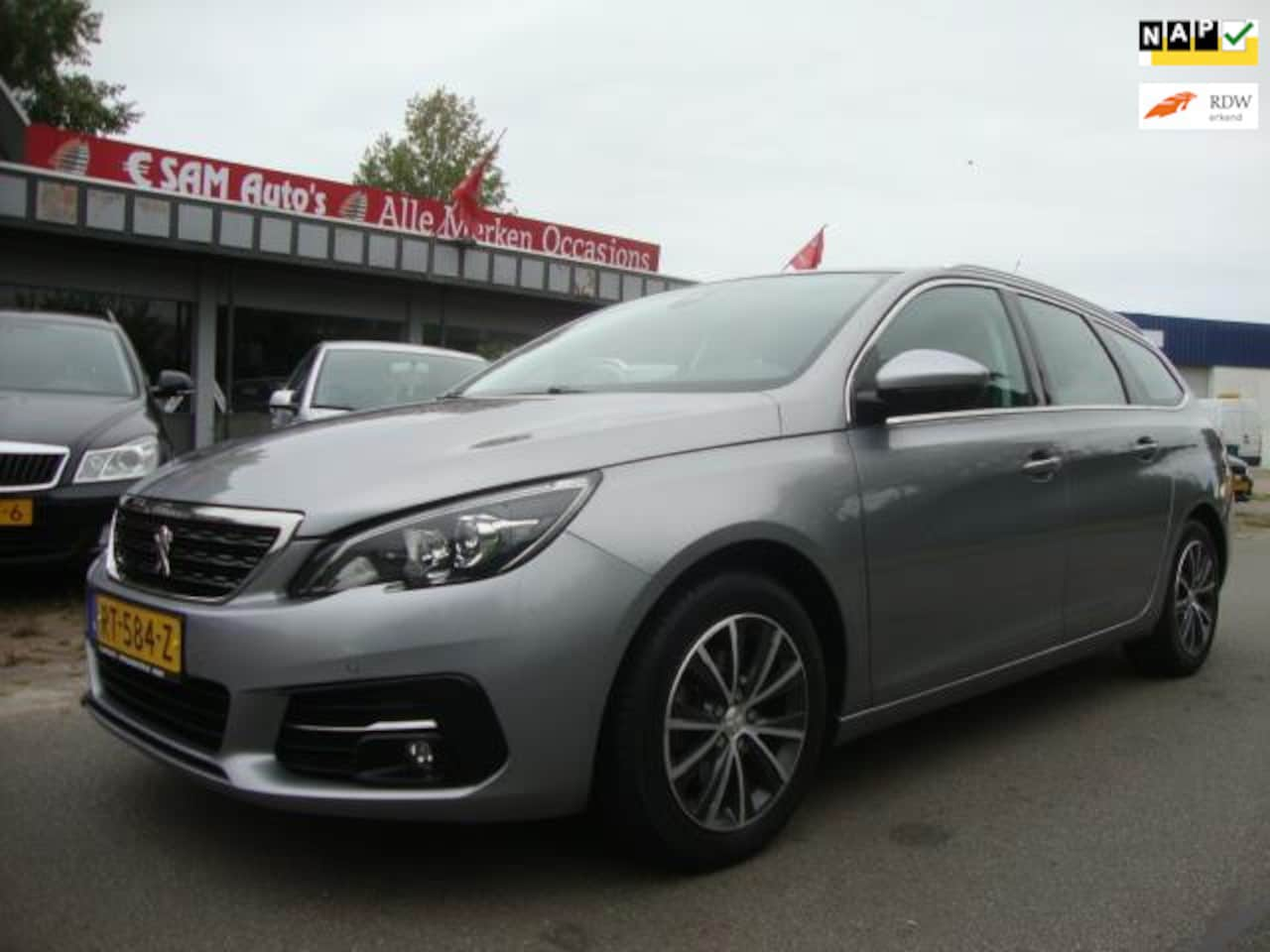 Peugeot 308 SW - 1.2 PureTech Allure 1.2 PureTech Allure (NAVI APK 2026 ) - AutoWereld.nl