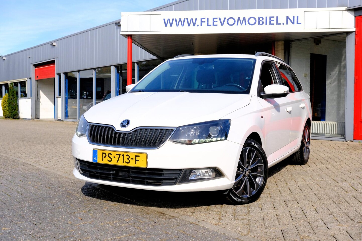 Skoda Fabia Combi - Combi1.0 TSI Drive Navi|Clima|LMV - AutoWereld.nl