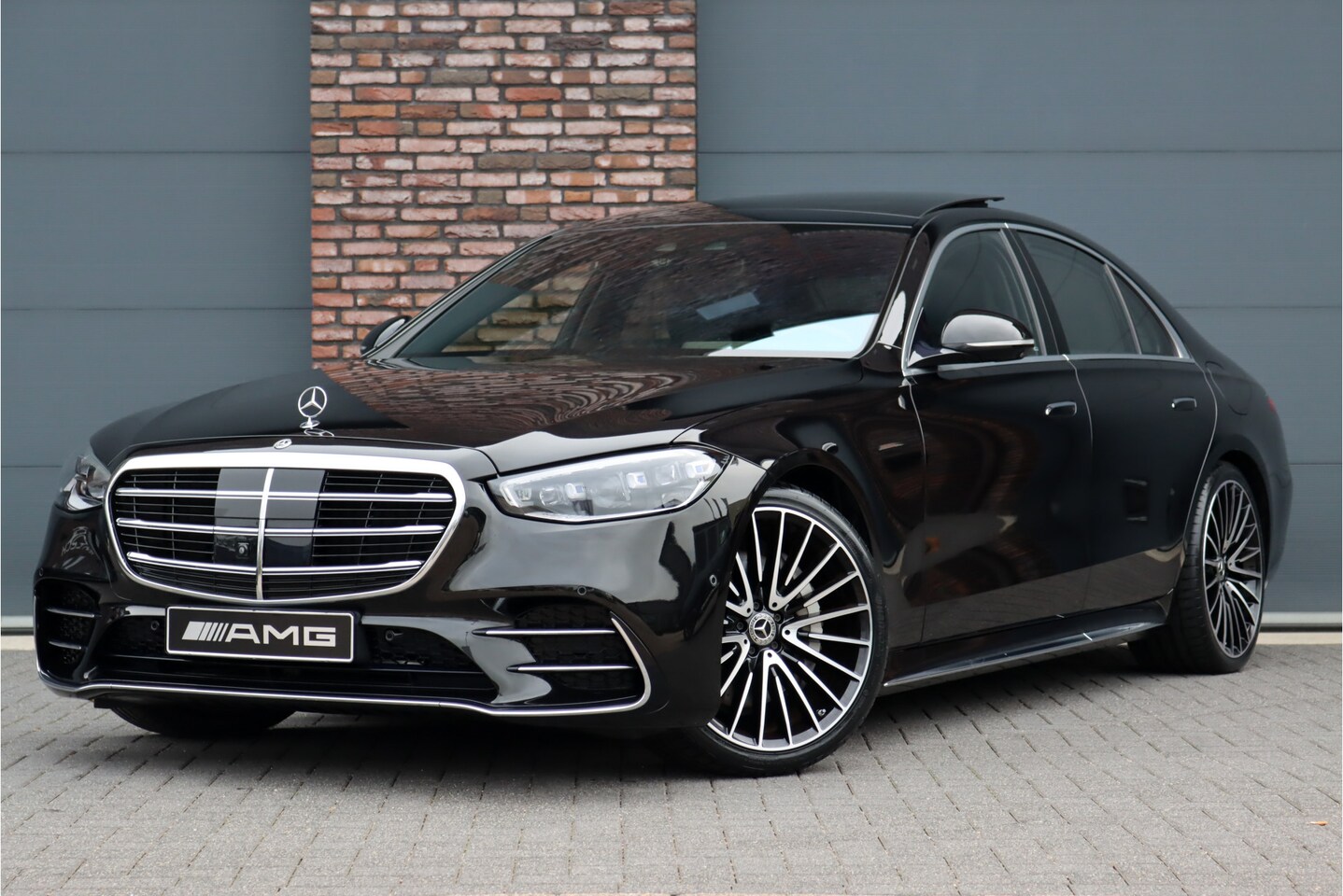 Mercedes-Benz S-klasse - 580 e AMG Line Aut9 | Airmatic | Distronic+ | Zonweringspakket | Entertainment Achter | 3D - AutoWereld.nl