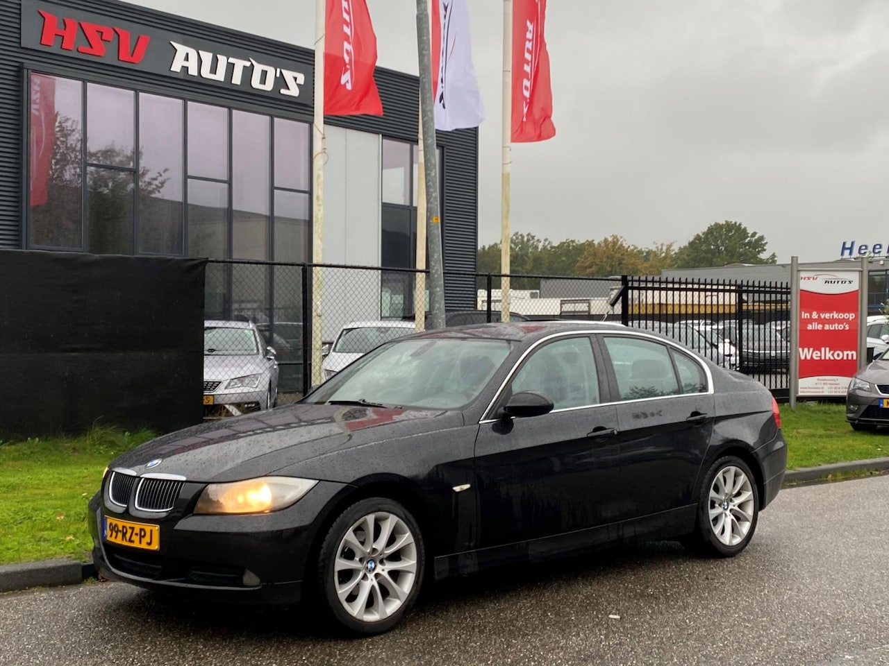 BMW 3-serie - 318i Dynamic Executive airco LM org NL - AutoWereld.nl