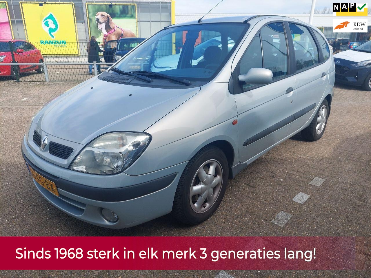 Renault Scénic - 1.6-16V RXT AUTOMAAT! NL AUTO NAP! Hoge instap! Airco ECC l Elek pakket l LMV! Dealer OH! - AutoWereld.nl