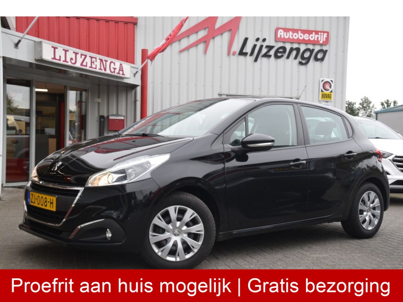 Peugeot 208 - 1.2 PureTech Blue Lease Active Navi | Bluetooth | AC | Cruise | DAB - AutoWereld.nl