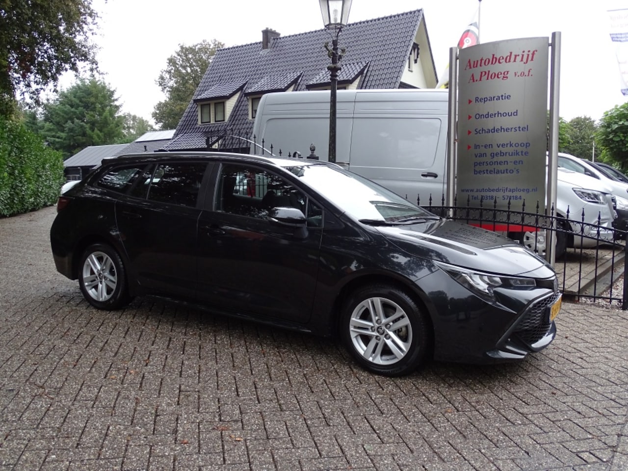 Toyota Corolla Touring Sports - 1.8 Hybrid Active 1e eigenaar - AutoWereld.nl