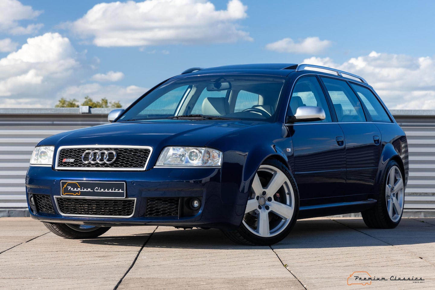 Audi RS6 - Avant 4.2 Quattro 84.000KM | Perfect Condition | Sunroof | BOSE | Adaptive Xenon - AutoWereld.nl