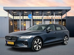 Volvo V60 - T6 Recharge Ultra Dark | 19" | Sportstoelen | 360 Camera | Trekhaak | Panoramadak | Head-u