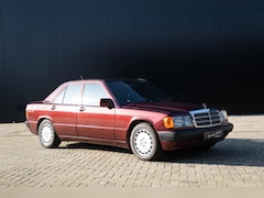 Mercedes-Benz 190-serie - 1.8E Rosso Avantgarde