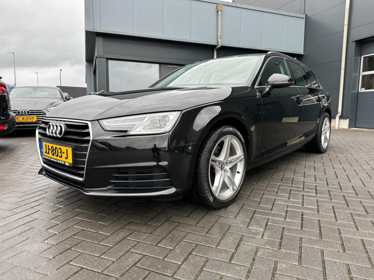 Audi A4 Avant - Avant 1.4 TFSi ProLine Advantage Zwart, NAP, navigatie, airco - AutoWereld.nl