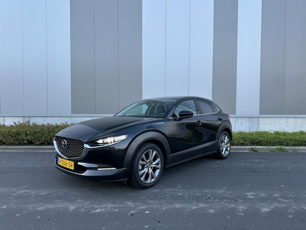 Mazda CX-30 - 2.0 e-SkyActiv-X M Hybrid Sportive 186pk 1e eigenaar / afneembare trekhaak / NAP / Stuur + - AutoWereld.nl